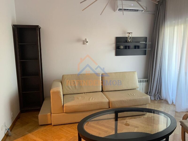 Titan Apartament de vanzare 2 camere, zona Titan - Metrou Nicolae Grigorescu